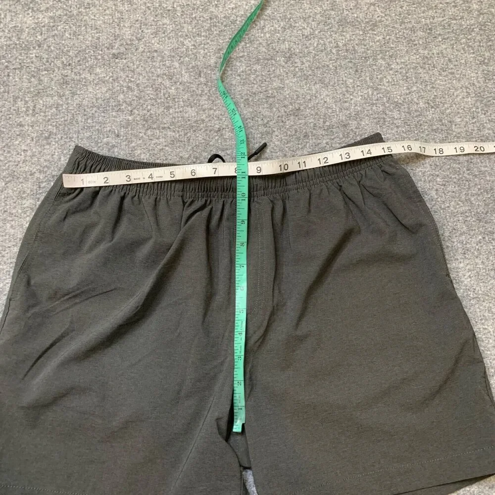 Chubbies Shorts Mens M Medium Charcoal Grey Mid Rise‎ Elastic Waist Stretch Swim